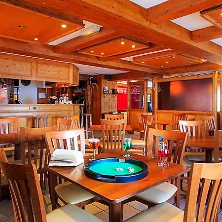 Club Blanche Neige 3* Courchevel