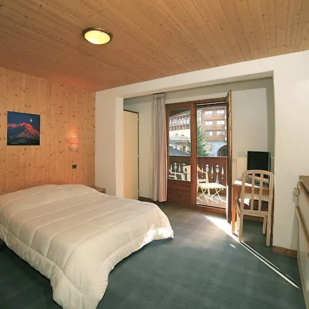 Club Blanche Neige 3* Courchevel