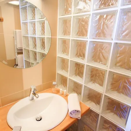 Club Blanche Neige Hotel Courchevel