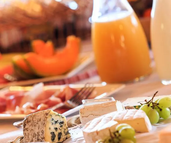 Club Blanche Neige Hotel